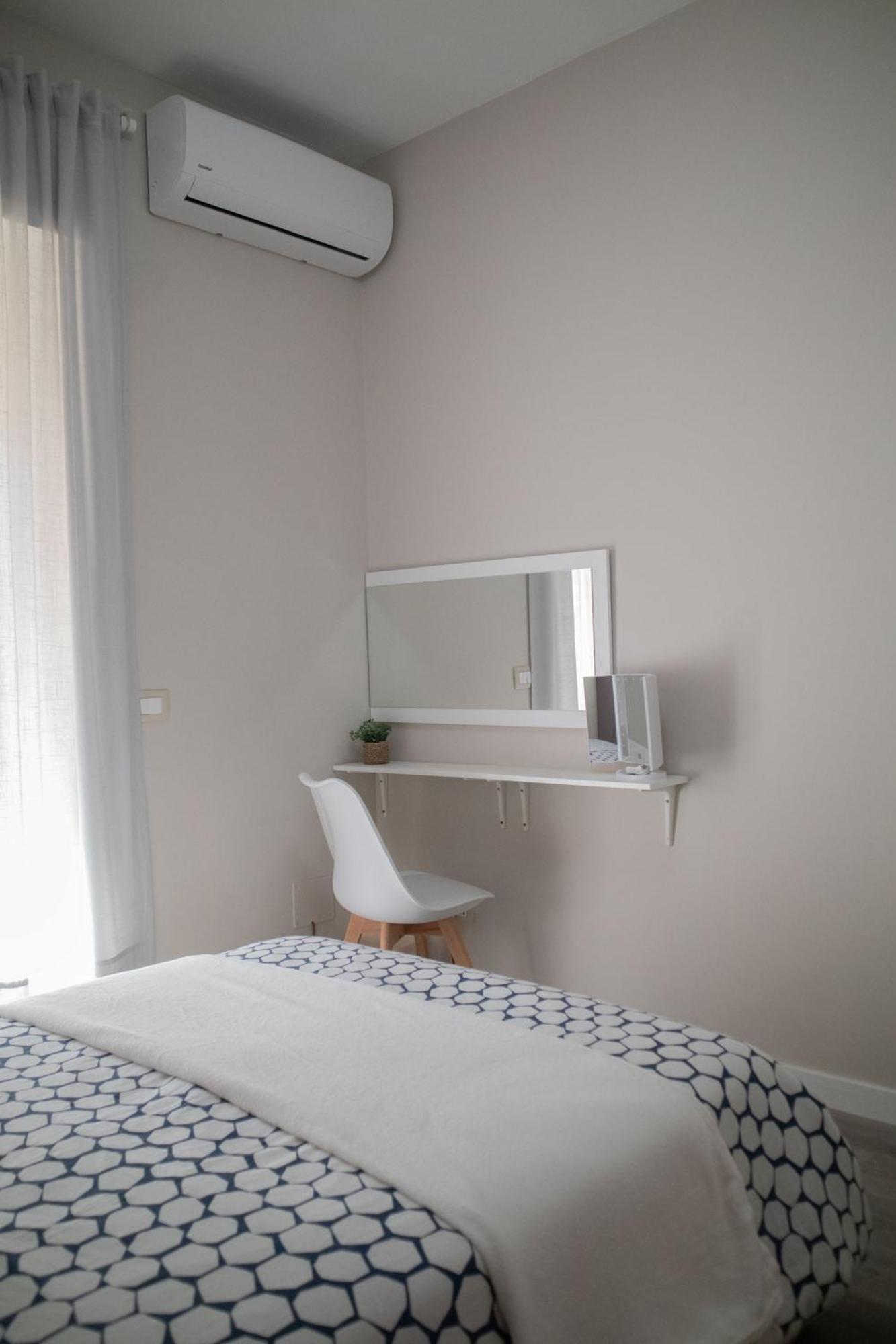 Sara'S Home - Modern Apartment Near Metro, Perfect For Families And Groups In Roma Esterno foto