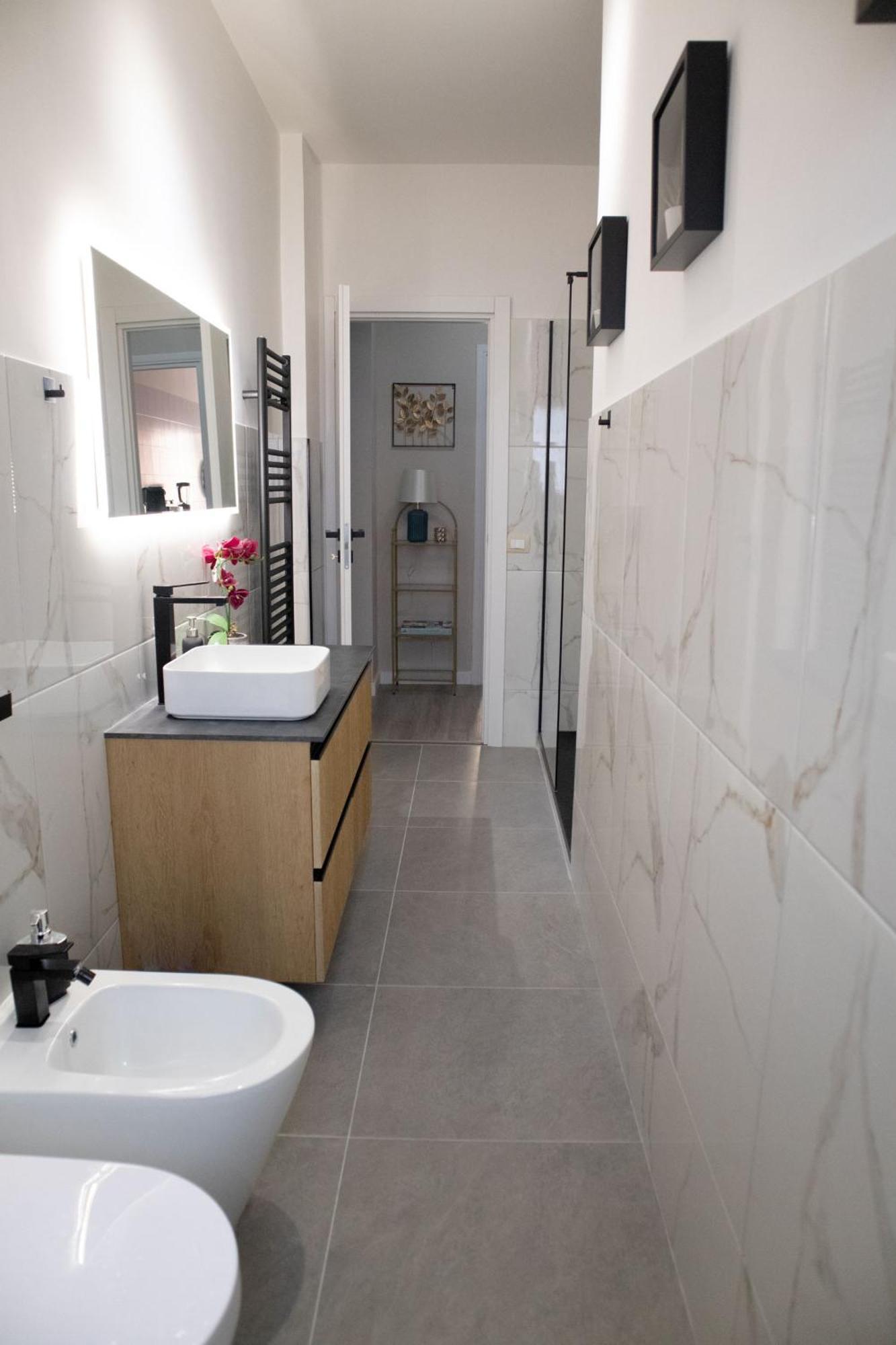 Sara'S Home - Modern Apartment Near Metro, Perfect For Families And Groups In Roma Esterno foto
