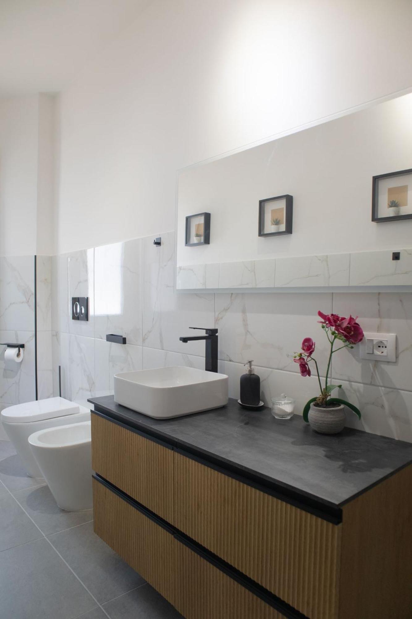 Sara'S Home - Modern Apartment Near Metro, Perfect For Families And Groups In Roma Esterno foto