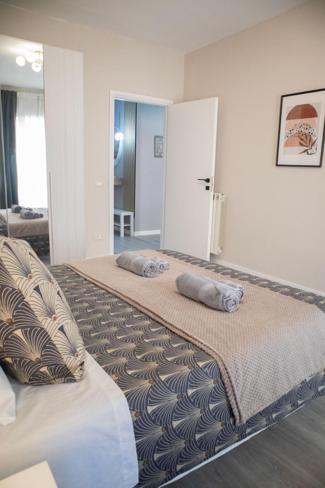Sara'S Home - Modern Apartment Near Metro, Perfect For Families And Groups In Roma Esterno foto
