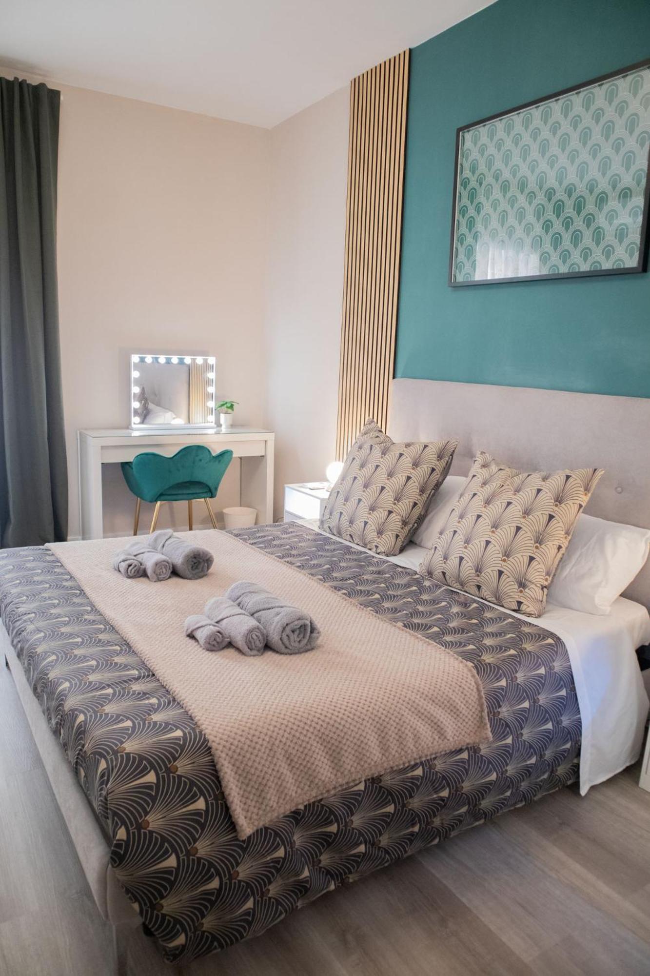 Sara'S Home - Modern Apartment Near Metro, Perfect For Families And Groups In Roma Esterno foto